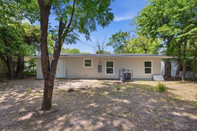 4704 Forbes Street, Fort Worth, TX 76105