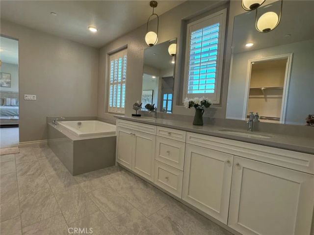 107 Ritual, Irvine, CA 92618