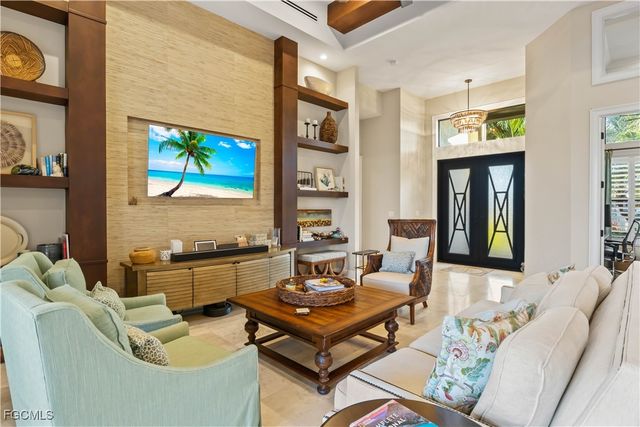 2401 SW 52nd ST, Cape Coral, FL 33914