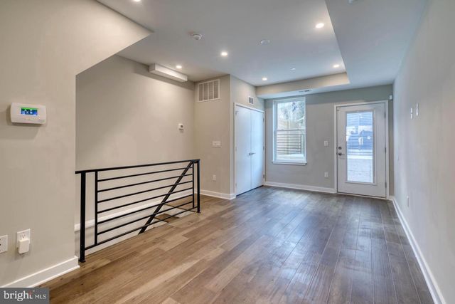 2409 W RIDGE AVE, Philadelphia, PA 19121