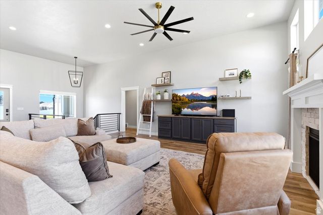 519 S 4375 W, West Point, UT 84015