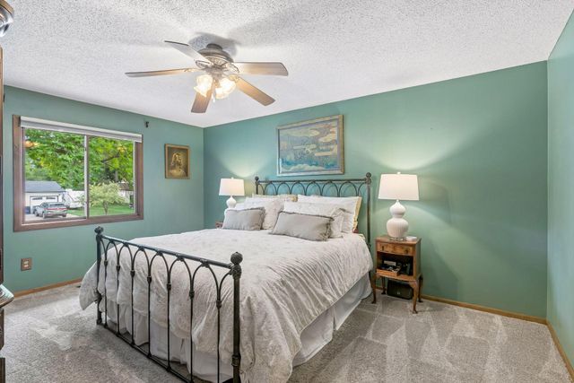 20749 Italy Avenue, Lakeville, MN 55044