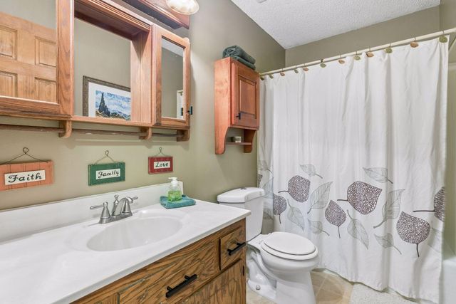 20749 Italy Avenue, Lakeville, MN 55044