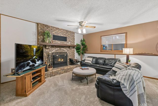 20749 Italy Avenue, Lakeville, MN 55044