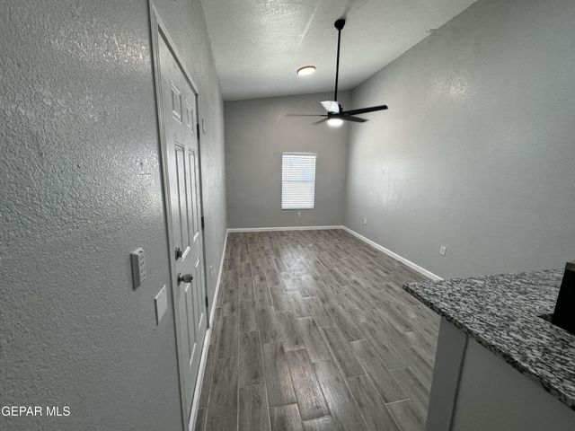 10277 N Loop Drive C, Socorro, TX 79927