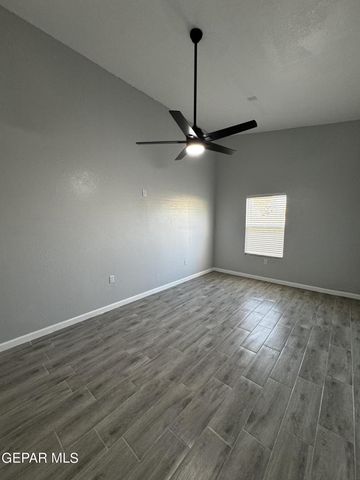 10277 N Loop Drive C, Socorro, TX 79927