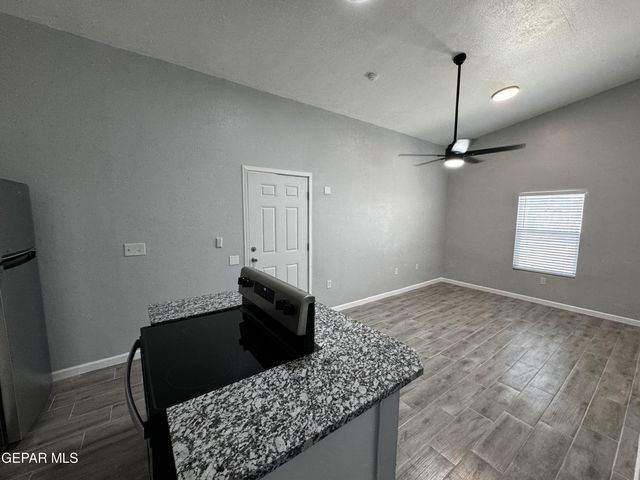 10277 N Loop Drive C, Socorro, TX 79927