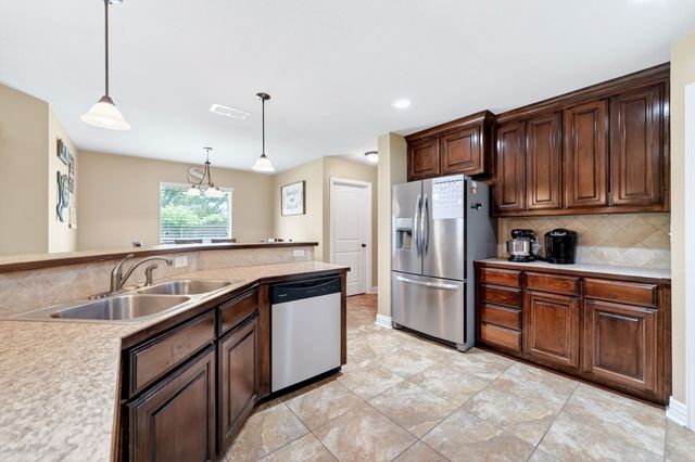 220 Ebony Place, Van, TX 75790