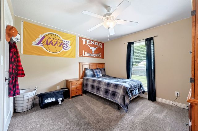 220 Ebony Place, Van, TX 75790