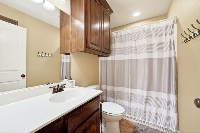 220 Ebony Place, Van, TX 75790