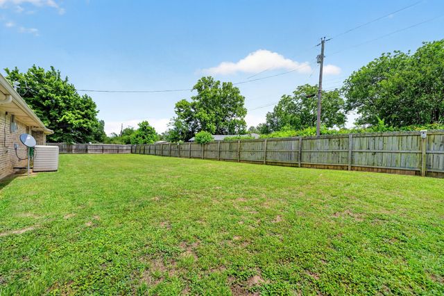 220 Ebony Place, Van, TX 75790