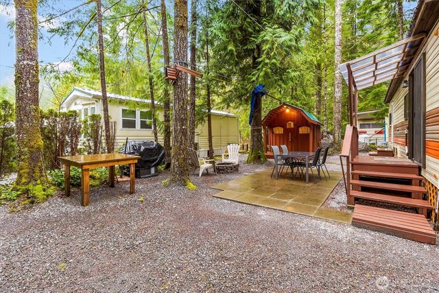 123 4 Drial Loop, Deming, WA 98244