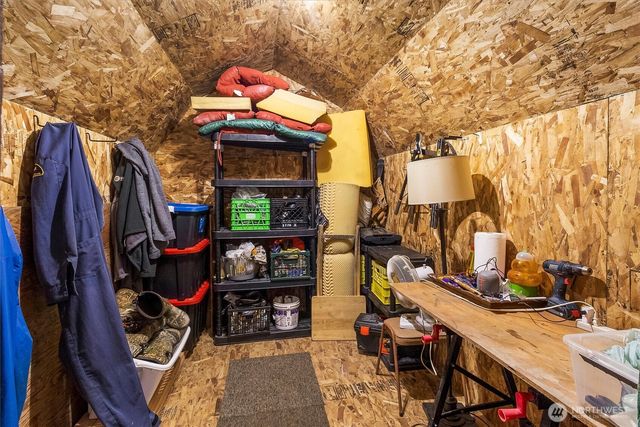 123 4 Drial Loop, Deming, WA 98244