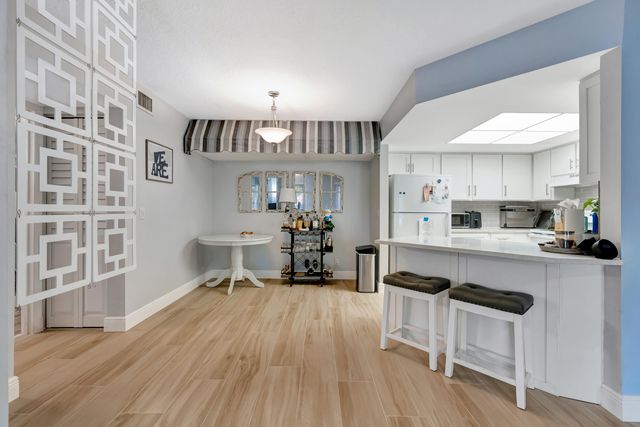 6560 Chasewood Drive D, Jupiter, FL 33458