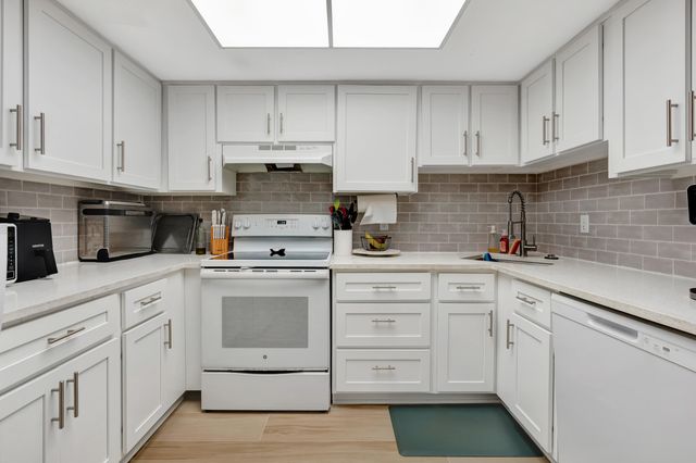 6560 Chasewood Drive D, Jupiter, FL 33458