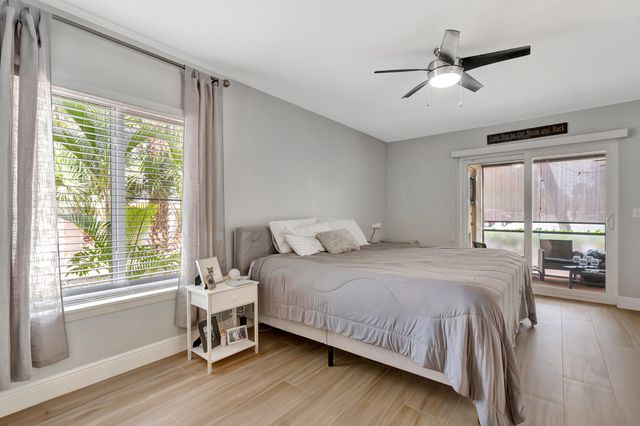 6560 Chasewood Drive D, Jupiter, FL 33458