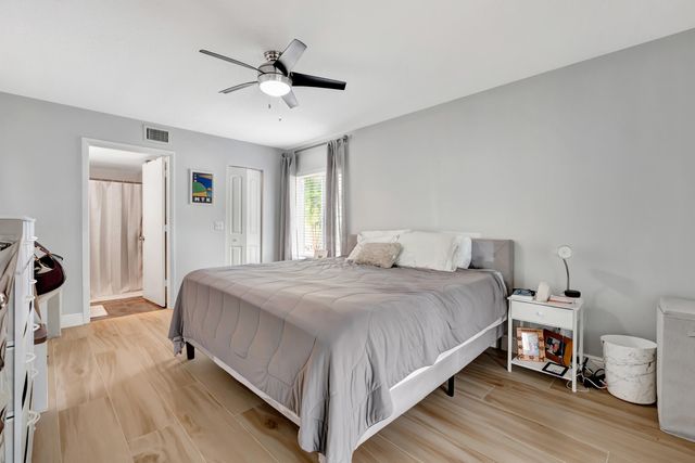 6560 Chasewood Drive D, Jupiter, FL 33458