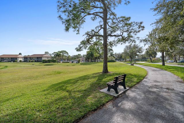 6560 Chasewood Drive D, Jupiter, FL 33458