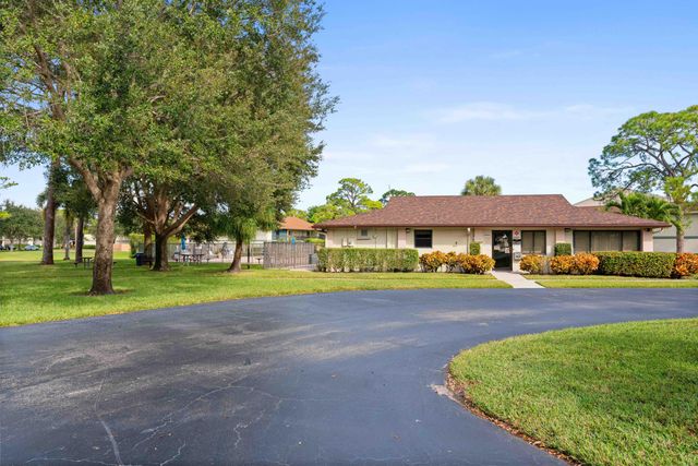 6560 Chasewood Drive D, Jupiter, FL 33458