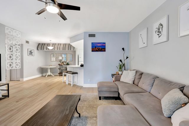 6560 Chasewood Drive D, Jupiter, FL 33458