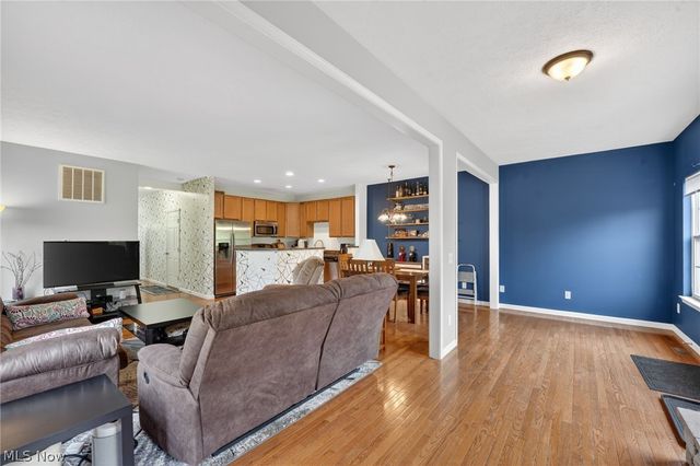 119 River Rock Way, Berea, OH 44017