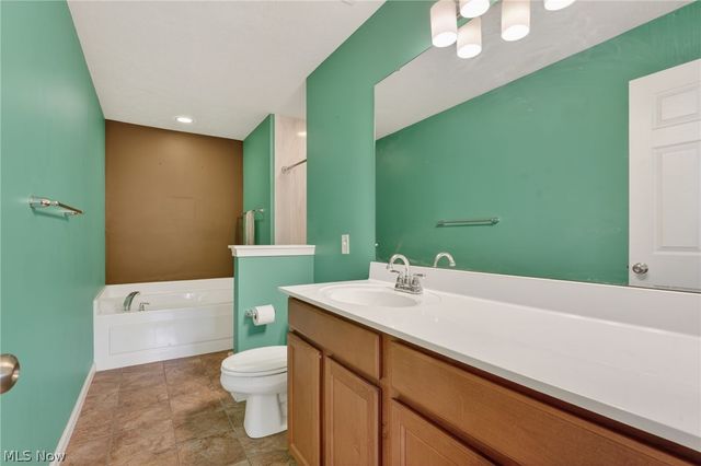 119 River Rock Way, Berea, OH 44017