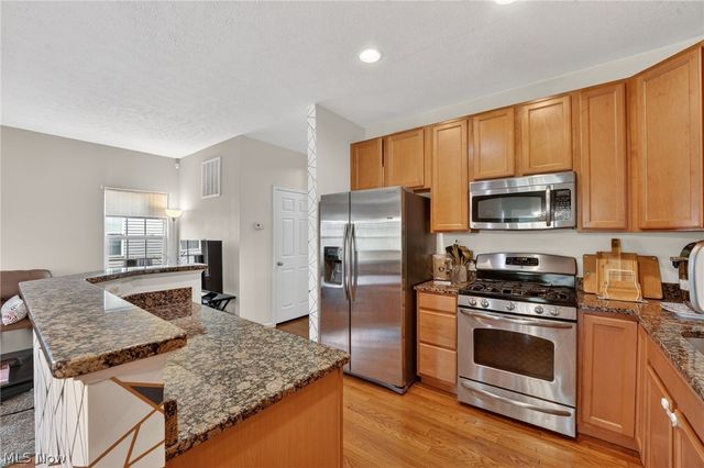 119 River Rock Way, Berea, OH 44017