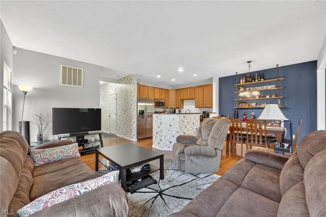 119 River Rock Way, Berea, OH 44017