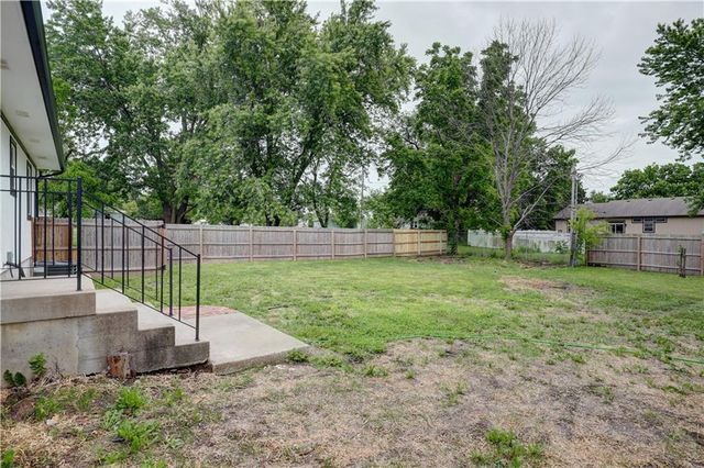 105 W Baltic Street, Kingsville, MO 64061
