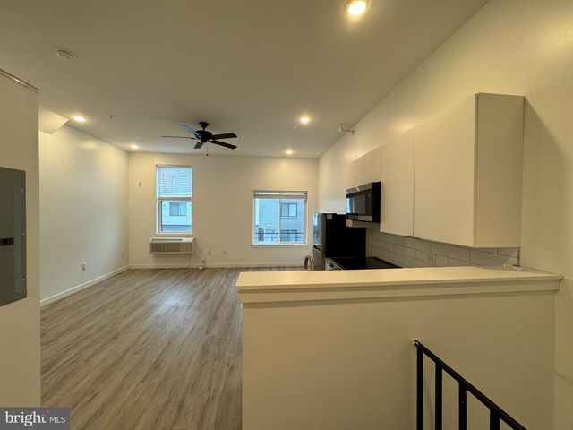 1613 GERMANTOWN AVE, Philadelphia, PA 19122