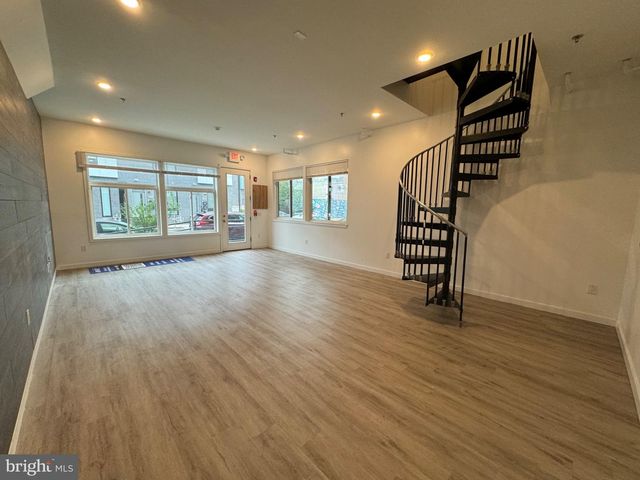 1613 GERMANTOWN AVE, Philadelphia, PA 19122