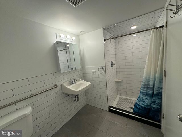 1613 GERMANTOWN AVE, Philadelphia, PA 19122