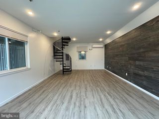 1613 GERMANTOWN AVE, Philadelphia, PA 19122