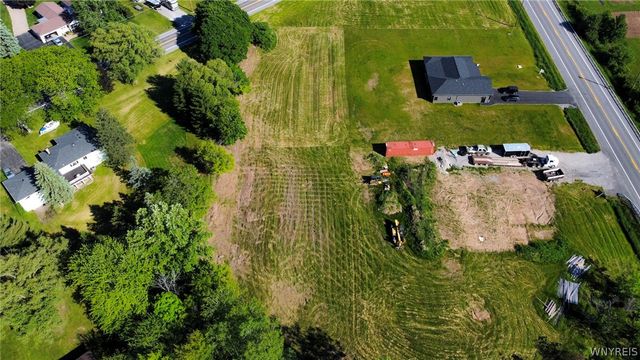4200 Johnson Road, Lockport Town, NY 14094
