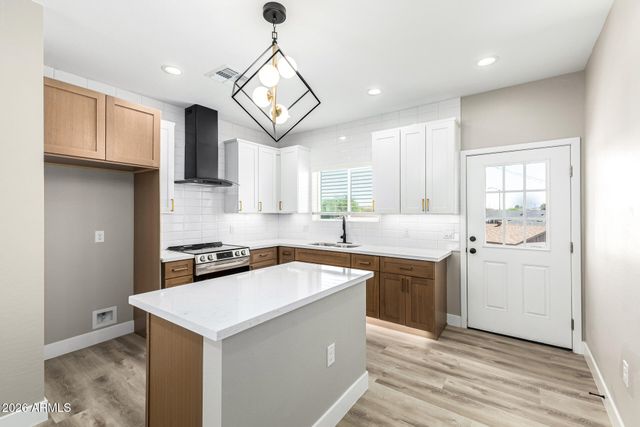 611 E AGUA FRIA Lane, Avondale, AZ 85323