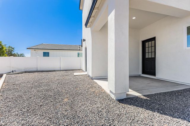 611 E AGUA FRIA Lane, Avondale, AZ 85323