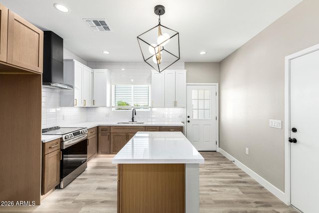 611 E AGUA FRIA Lane, Avondale, AZ 85323