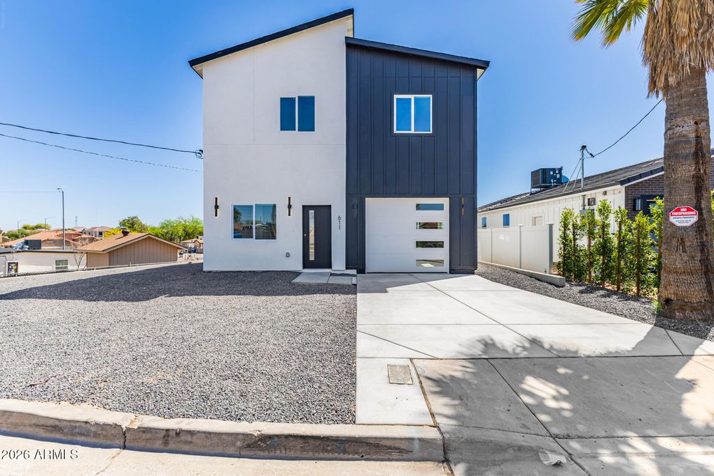 611 E AGUA FRIA Lane, Avondale, AZ 85323