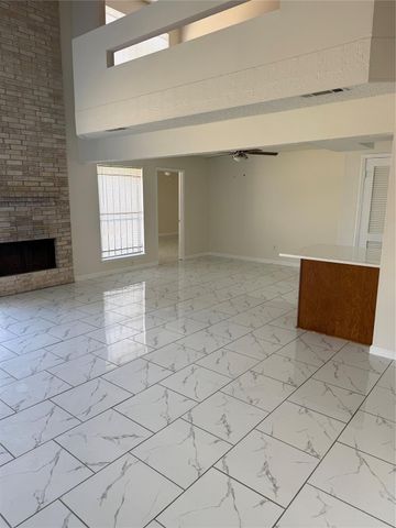 6103 Linnhaven Drive, Houston, TX 77072