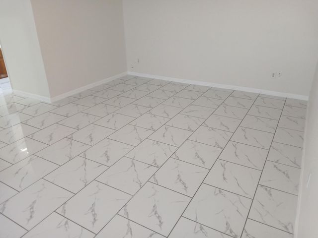 6103 Linnhaven Drive, Houston, TX 77072