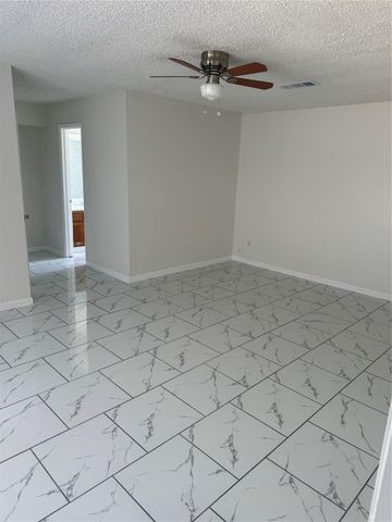 6103 Linnhaven Drive, Houston, TX 77072