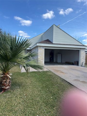 6103 Linnhaven Drive, Houston, TX 77072