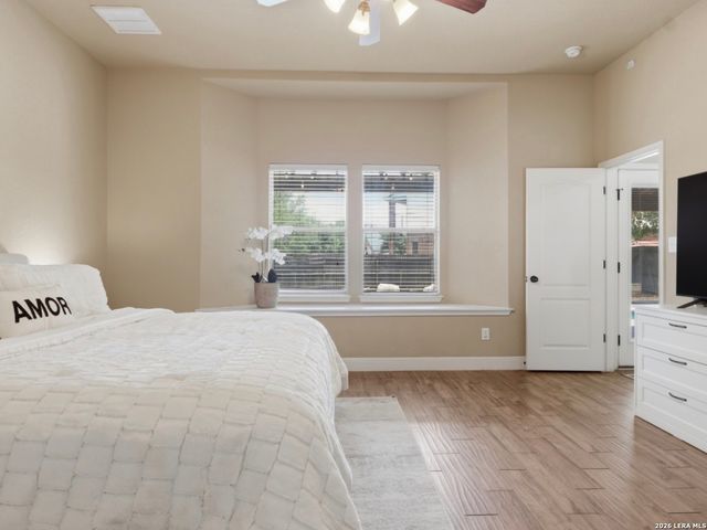 5503 Waldon Walk, San Antonio, TX 78261