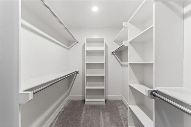 930 S Harmony Avenue, Independence, MO 64056