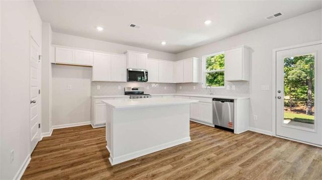 500 Whitman Lane, Stockbridge, GA 30281