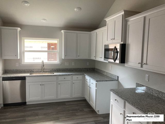 616 Mayflower Drive, Foley, AL 36535