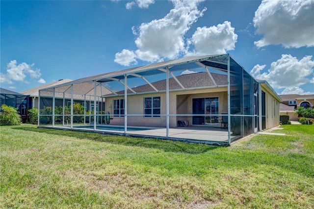 5621 52ND AVENUE W, Bradenton, FL 34210