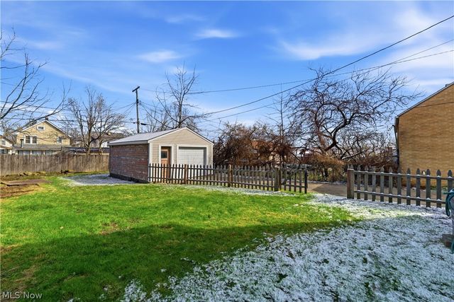 3900 Lincoln Avenue, Parma, OH 44134