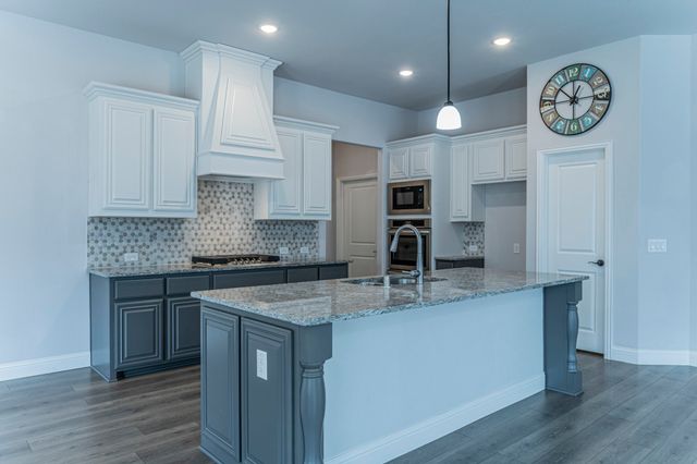 512 Sedona Street, Little Elm, TX 75068