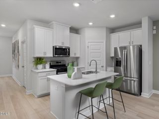 930 Broadleaf Trace, Mebane, NC 27302